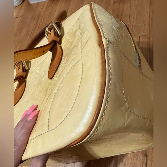 Louis Vuitton Monogram Vernis Summit Drive - Picture 8 of 16